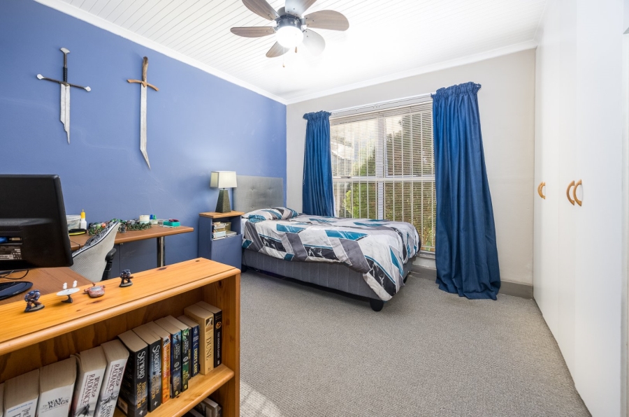 4 Bedroom Property for Sale in Vierlanden Western Cape